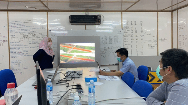 Fig. 16 - Drone Project Control - Presenting the 4D BIM Plan to the Site Team