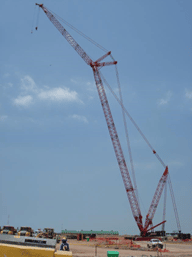 Fig. 17 - Using a 1600 ton Crawler Crane to Provide Buffer